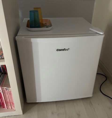 COMFEE' RCD50WH2(E) | Mini Réfrigérateur 43L avec Freezer photo review