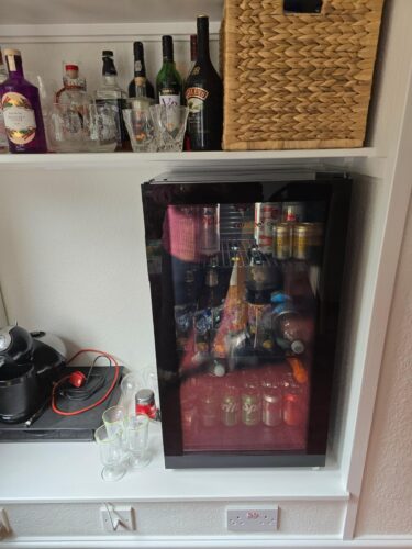 COMFEE' RCZ99BG2(E) Beer & Drinks Fridge 93L | Holds 115 Cans | Under Counter photo review